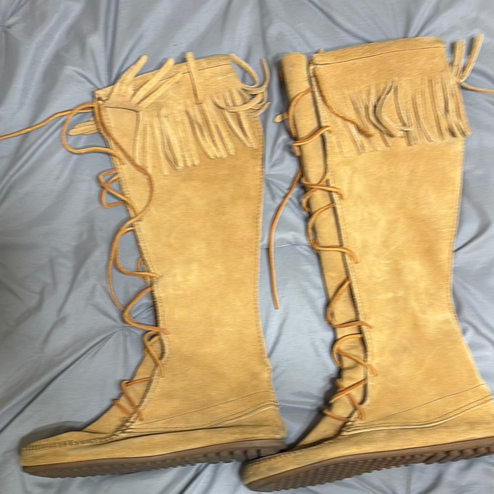 Fringe Tan Knee-High Women's Boots. Previously ❤️